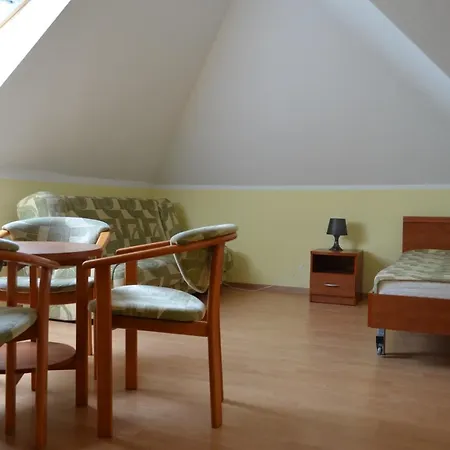Orman Evi Dom Przy Ogrodzie *